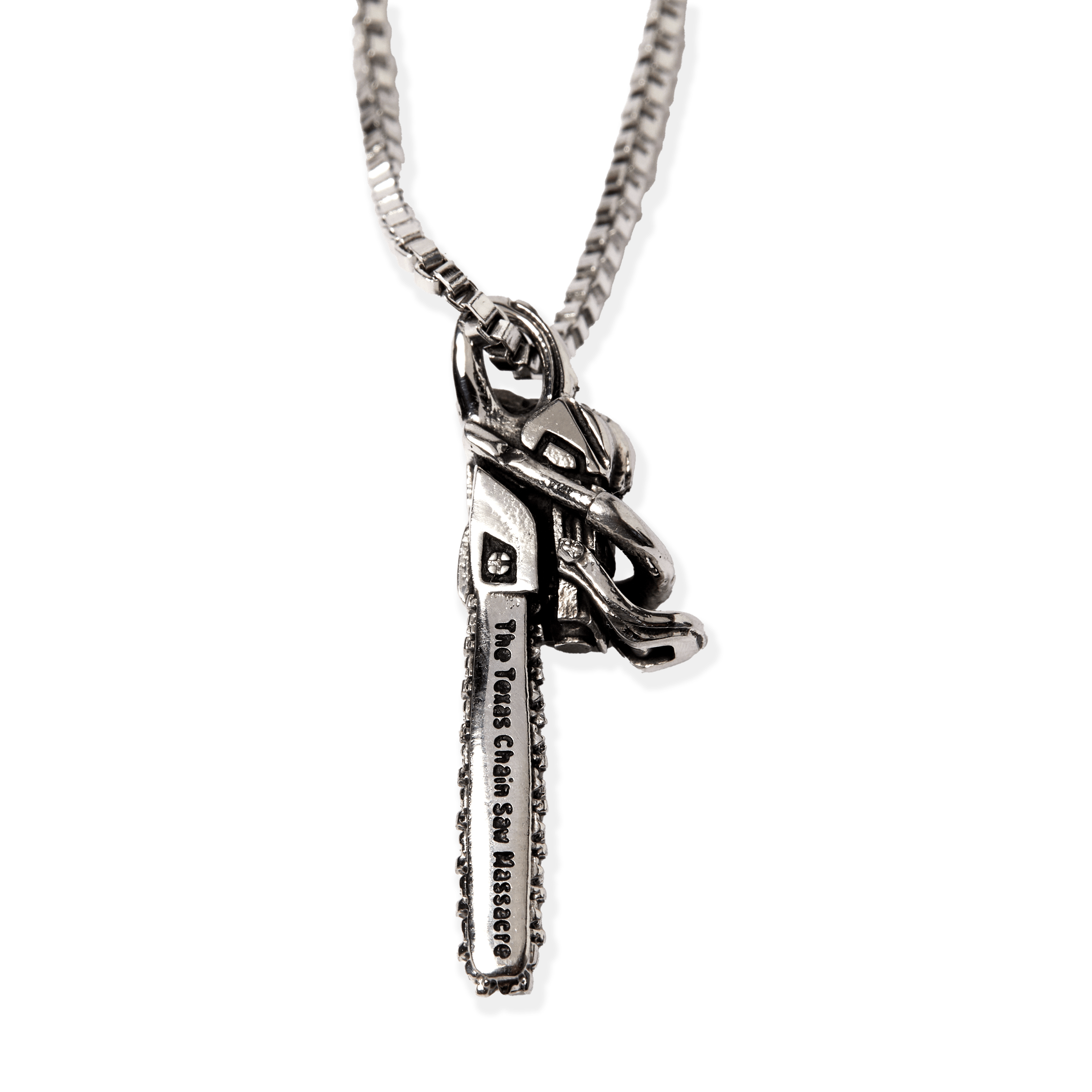 CHAINSAW PENDANT | SILVER | 悪魔のいけにえ し CHAINSAW PENDANT | SILVER | 悪魔のいけにえ し - メルカリ